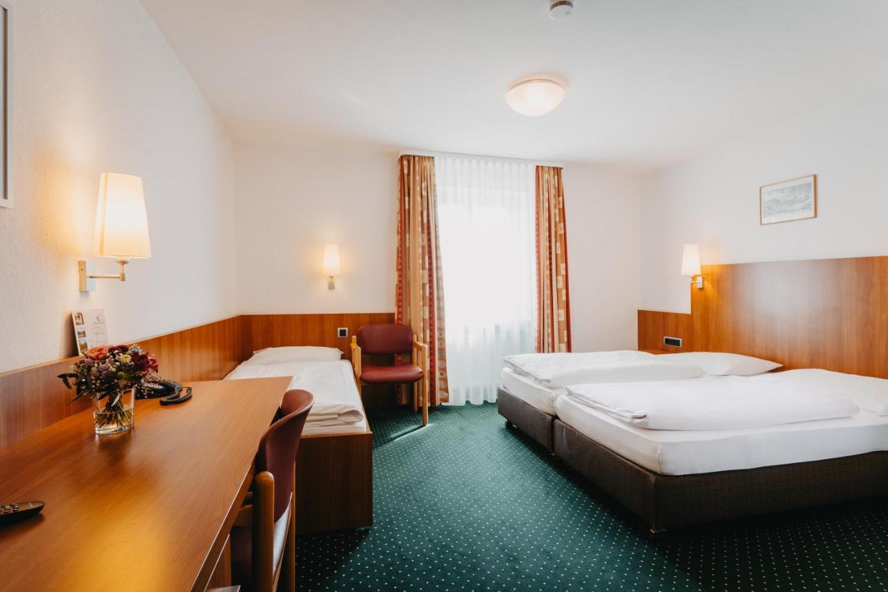 Hirschenwirt Otel Eichstätt Dış mekan fotoğraf